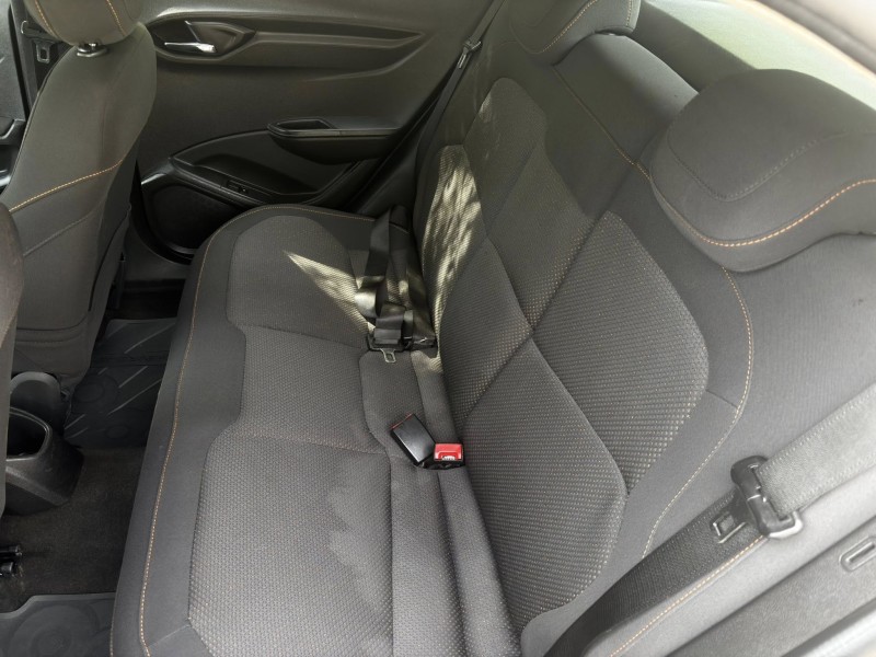 ONIX 1.4 MPFI LTZ 8V FLEX 4P MANUAL - 2015 - CANDELáRIA