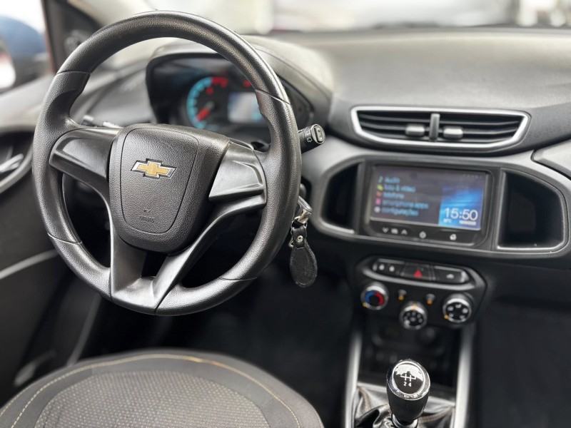 ONIX 1.4 MPFI LTZ 8V FLEX 4P MANUAL - 2015 - CANDELáRIA