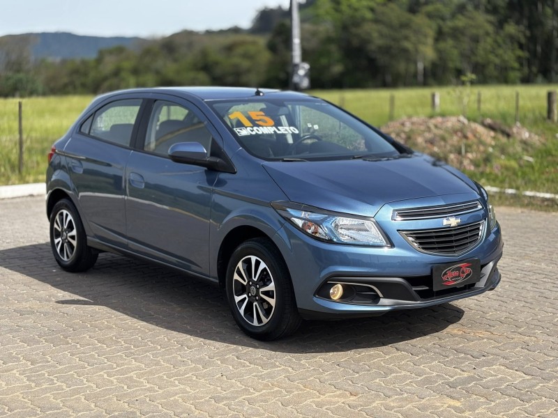 ONIX 1.4 MPFI LTZ 8V FLEX 4P MANUAL - 2015 - CANDELáRIA
