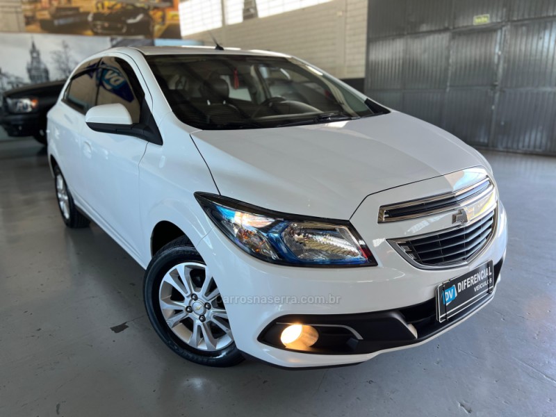 ONIX 1.4 MPFI LTZ 8V FLEX 4P MANUAL - 2016 - CAXIAS DO SUL