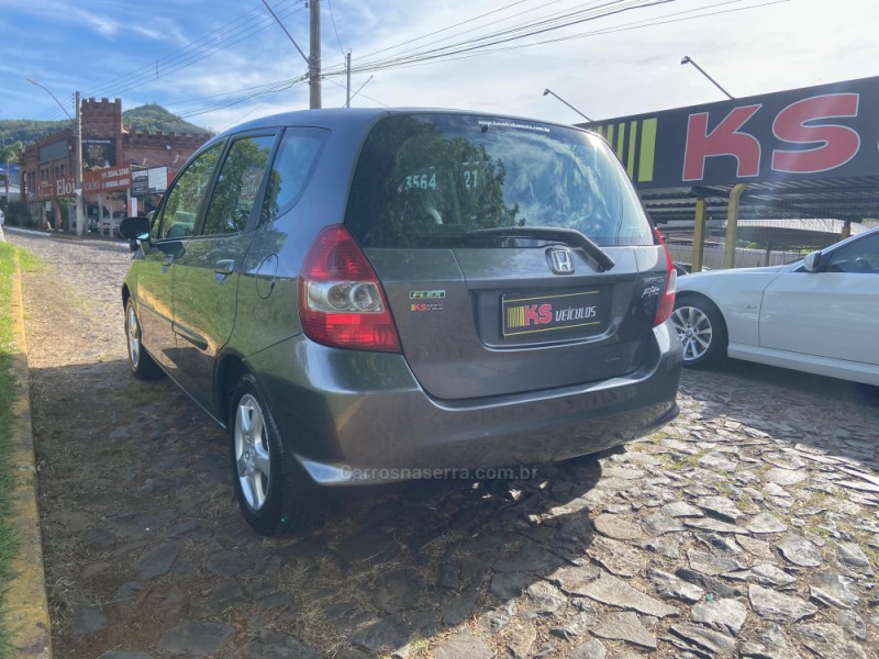 FIT 1.5 LX 16V FLEX 4P MANUAL - 2008 - DOIS IRMãOS
