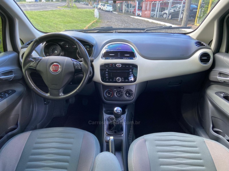 PUNTO 1.6 ESSENCE SP 16V FLEX 4P MANUAL - 2015 - DOIS IRMãOS