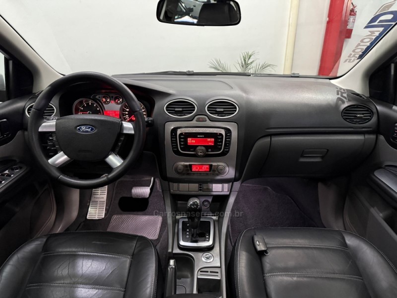 FOCUS 2.0 GHIA 16V GASOLINA 4P AUTOMÁTICO - 2009 - NOVO HAMBURGO