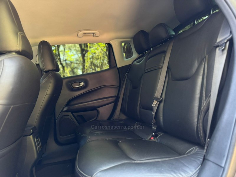 COMPASS 2.0 16V FLEX SPORT AUTOMÁTICO - 2018 - SãO FRANCISCO DE PAULA