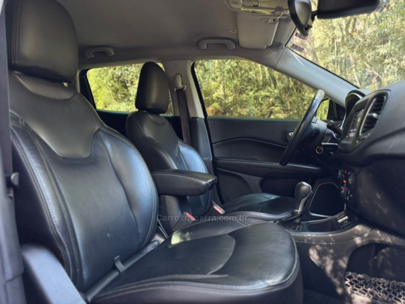 COMPASS 2.0 16V FLEX SPORT AUTOMÁTICO - 2018 - SãO FRANCISCO DE PAULA