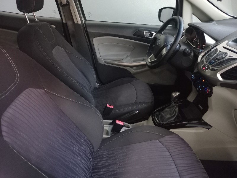 ECOSPORT 2.0 TITANIUM 16V FLEX 4P MANUAL - 2013 - BENTO GONçALVES