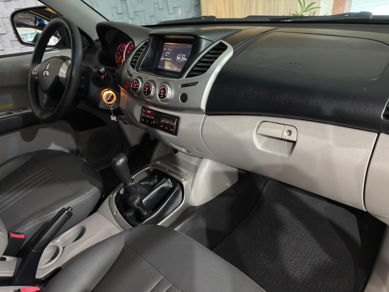 L200 TRITON 3.2 KTM SERIES 4X4 CD 16V TURBO INTERCOLER DIESEL 4P MANUAL - 2013 - NOVO HAMBURGO