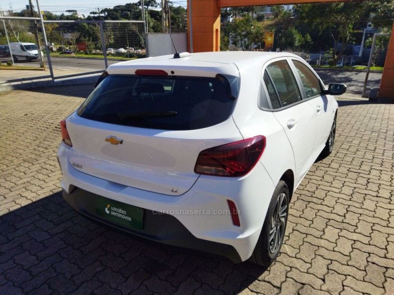 ONIX 1.0 LT 12V FLEX 4P MANUAL - 2024 - CAXIAS DO SUL
