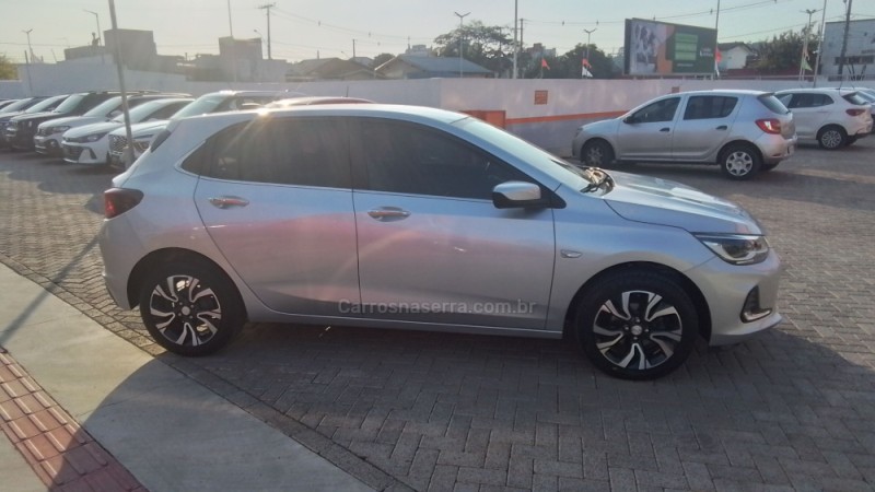 ONIX 1.0 PREMIER II 12V TURBO FLEX 4P AUTOMÁTICO - 2024 - CAXIAS DO SUL