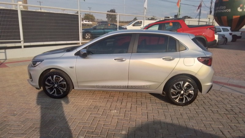ONIX 1.0 PREMIER II 12V TURBO FLEX 4P AUTOMÁTICO - 2024 - CAXIAS DO SUL