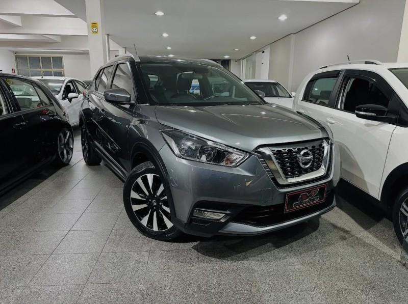 KICKS 1.6 16V FLEX SV LIMITED 4P AUTOMÁTICO - 2017 - CAXIAS DO SUL
