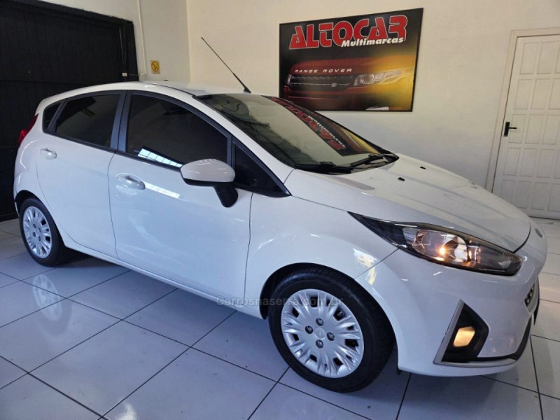 FIESTA 1.6 SE HATCH 16V FLEX 4P MANUAL - 2018 - CAMPO BOM