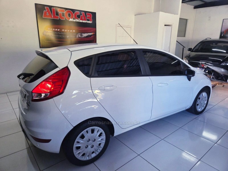 FIESTA 1.6 SE HATCH 16V FLEX 4P MANUAL - 2018 - CAMPO BOM