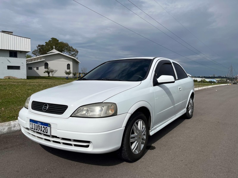 ASTRA 1.8 MPFI GL 8V GASOLINA 2P MANUAL