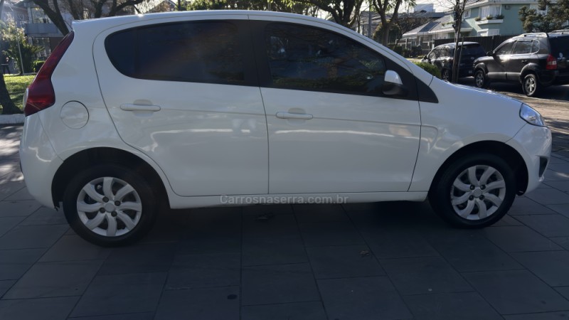 PALIO 1.4 MPI ATTRACTIVE 8V FLEX 4P MANUAL - 2015 - BENTO GONçALVES