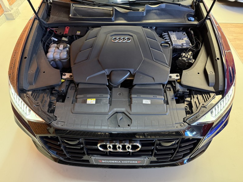 Q8 3.0 TFSI PERFORMANCE BLACK QUATTRO V6 24V GASOLINA 4P S-TRONIC - 2022 - BENTO GONçALVES