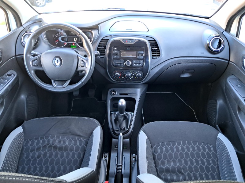 CAPTUR 1.6 16V SCE FLEX ZEN MANUAL - 2018 - CAXIAS DO SUL