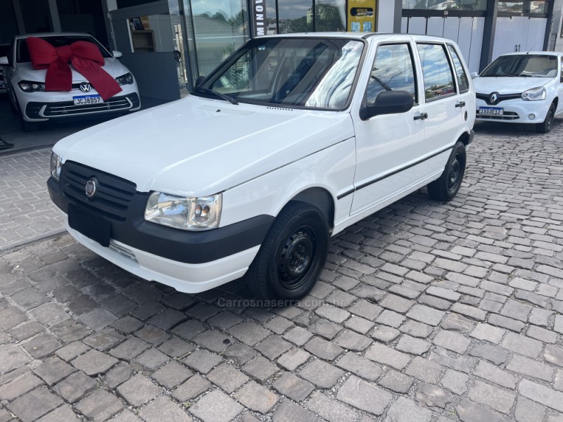 UNO 1.0 MPI MILLE FIRE ECONOMY 8V FLEX 4P MANUAL - 2011 - VERANóPOLIS