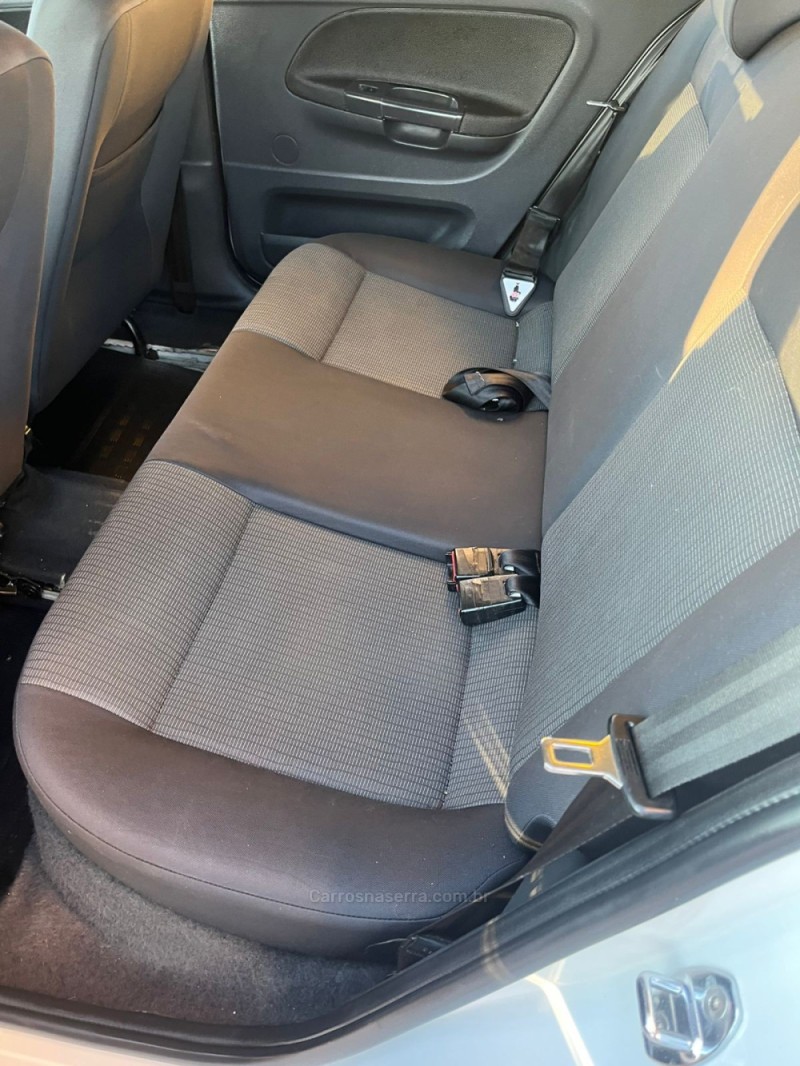 VOYAGE 1.0 MI 8V FLEX 4P MANUAL - 2014 - CAXIAS DO SUL