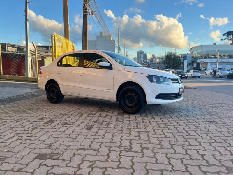 VOYAGE 1.0 MI 8V FLEX 4P MANUAL - 2014 - CAXIAS DO SUL