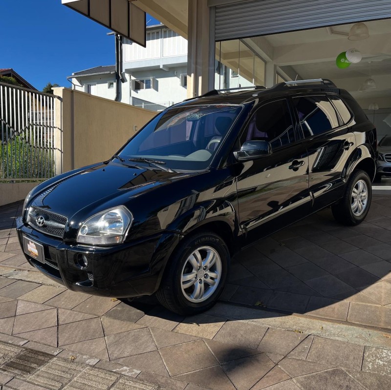 TUCSON 2.0 MPFI GLS 16V 143CV 2WD FLEX 4P AUTOMÁTICO - 2008 - NOVA PETRóPOLIS