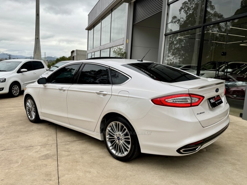 FUSION 2.0 TITANIUM FWD 16V GASOLINA 4P AUTOMÁTICO - 2014 - LAJEADO