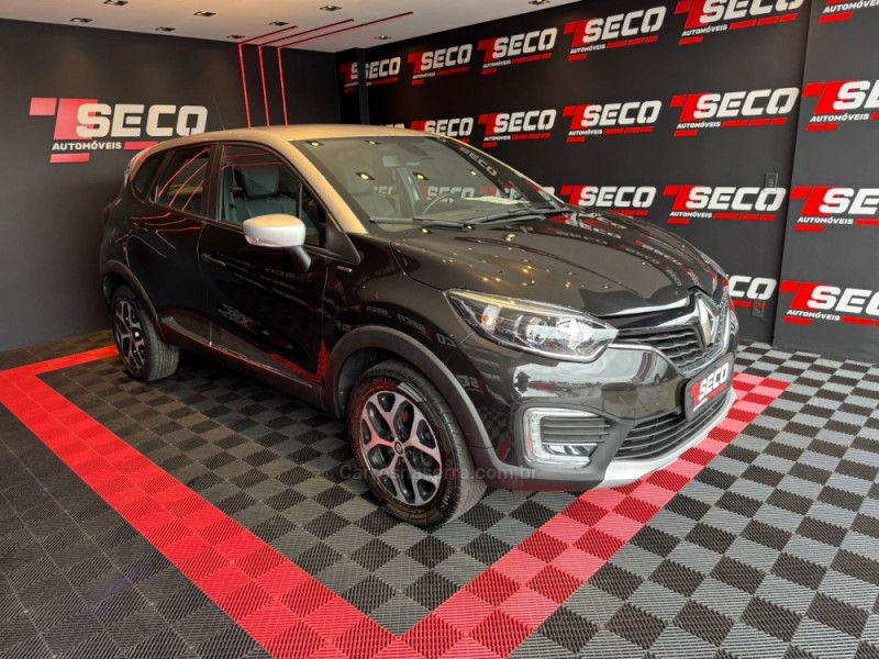 CAPTUR 1.6 16V INTENSE BOSE FLEX 4P AUTOMÁTICO - 2021 - PASSO FUNDO