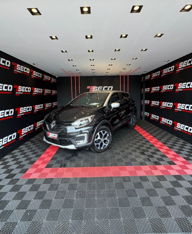 captur 1.6 16v intense bose flex 4p automatico 2021 passo fundo