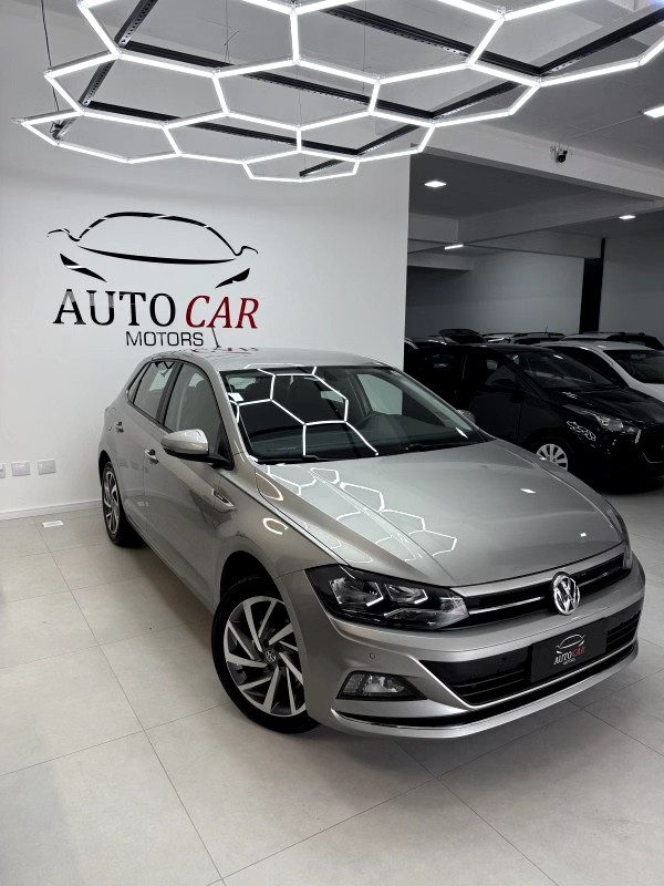POLO 1.0	200 TSI HIGHLINE AUTOMÁTICO  - 2019 - CAXIAS DO SUL