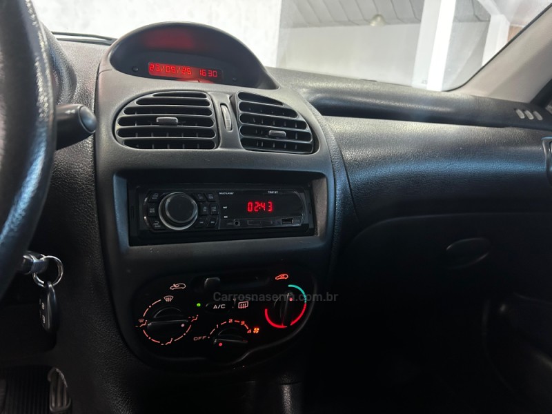 206 1.4 FELINE 8V GASOLINA 4P MANUAL - 2005 - CAXIAS DO SUL