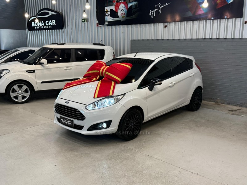 FIESTA 1.6 TITANIUM PLUS HATCH 16V FLEX 4P AUTOMÁTICO