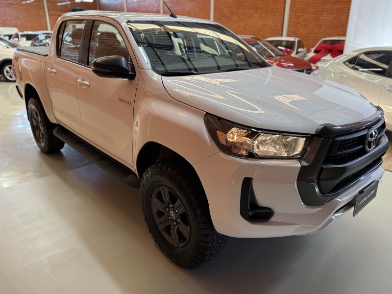 HILUX 2.8 SR 4X4 CD 16V DIESEL 4P AUTOMÁTICO - 2024 - BENTO GONçALVES