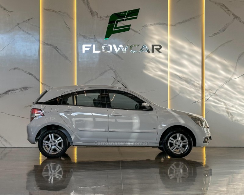 AGILE 1.4 MPFI LTZ 8V FLEX 4P MANUAL - 2011 - GARIBALDI