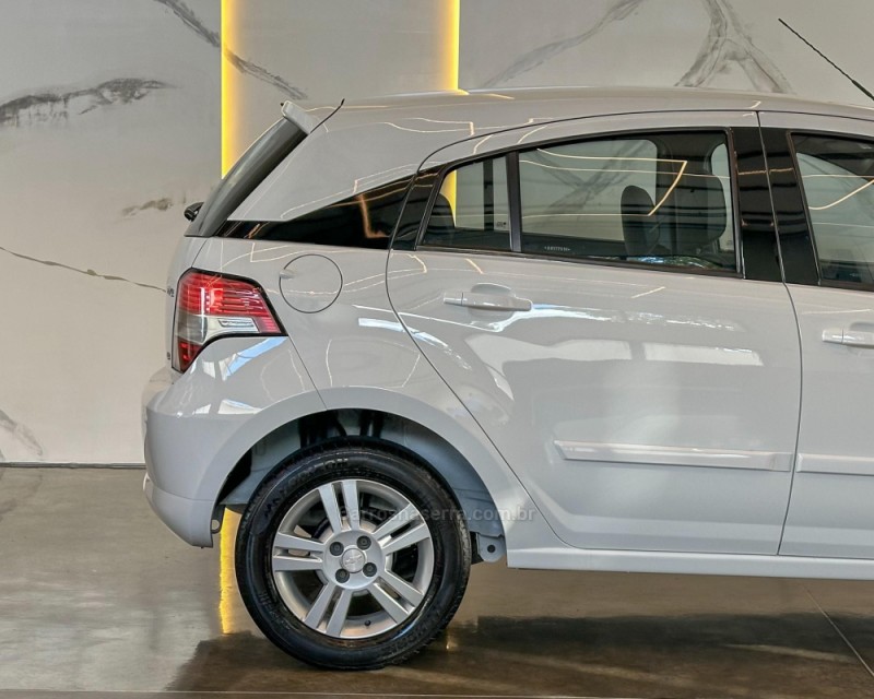 AGILE 1.4 MPFI LTZ 8V FLEX 4P MANUAL - 2011 - GARIBALDI