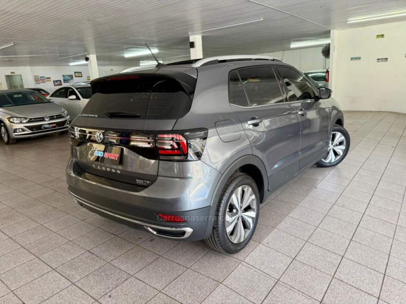 T-CROSS 1.4 HIGHLINE TSI 16V FLEX 4P AUTOMÁTICO - 2020 - NOVO HAMBURGO