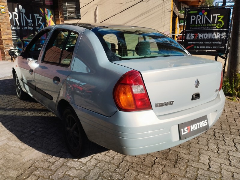 CLIO 1.0 RT SEDAN 16V GASOLINA 4P MANUAL - 2001 - CAXIAS DO SUL