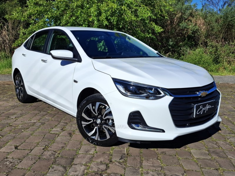 ONIX 1.0	PREMIER PLUS 12V TURBO FLEX 4P AUTOMÁTICO