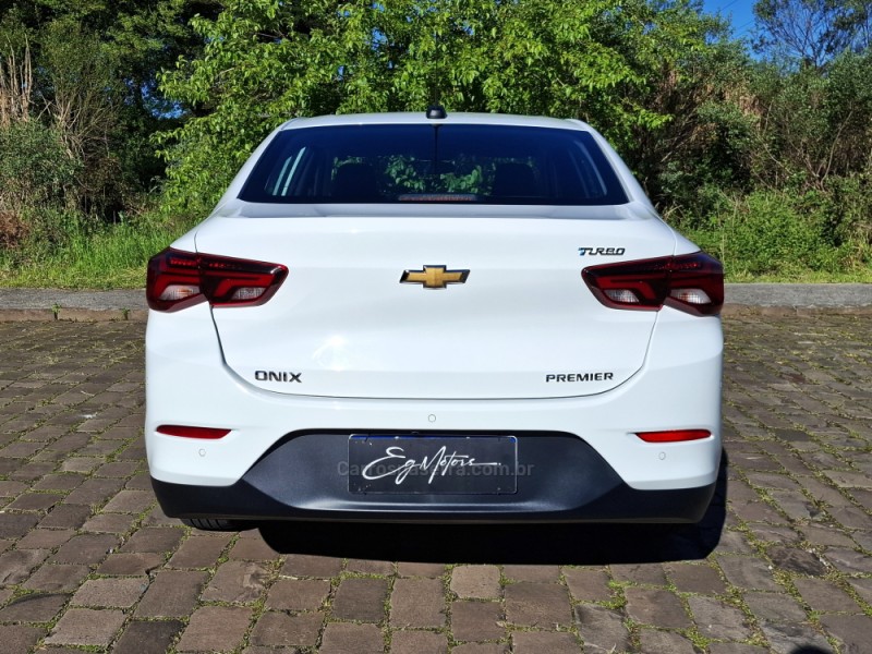 ONIX 1.0	PREMIER PLUS 12V TURBO FLEX 4P AUTOMÁTICO - 2024 - BENTO GONçALVES