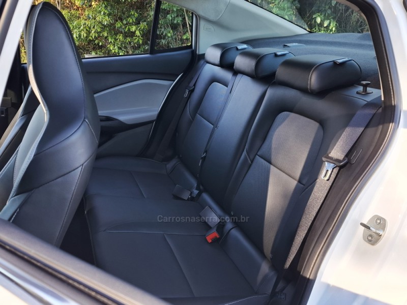 ONIX 1.0	PREMIER PLUS 12V TURBO FLEX 4P AUTOMÁTICO - 2024 - BENTO GONçALVES