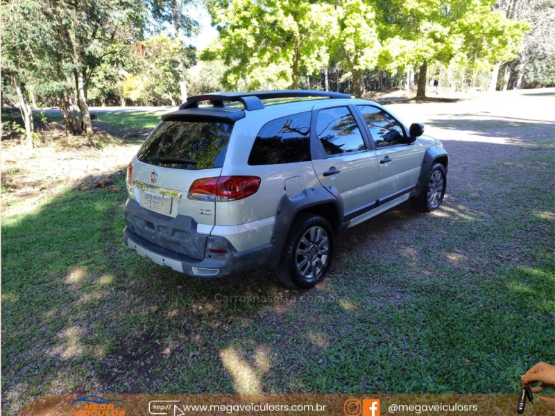 PALIO 1.8 MPI ADVENTURE LOCKER WEEKEND 16V FLEX 4P MANUAL - 2015 - BENTO GONçALVES