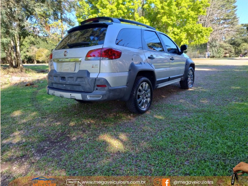 PALIO 1.8 MPI ADVENTURE LOCKER WEEKEND 16V FLEX 4P MANUAL - 2015 - BENTO GONçALVES