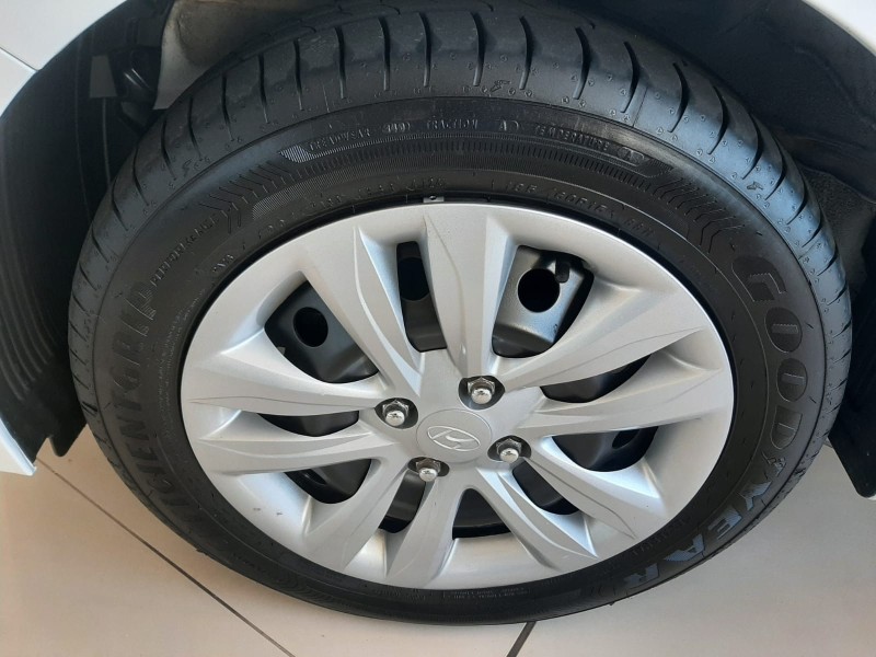 HB20 1.0 COMFORT PLUS 12V FLEX 4P MANUAL - 2019 - CAXIAS DO SUL
