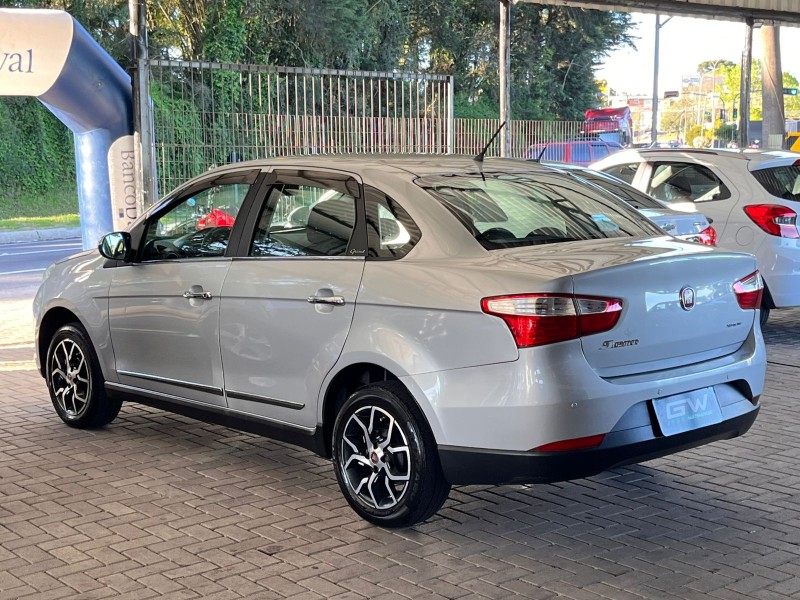 GRAND SIENA 1.0 ATTRACTIVE 8V FLEX 4P MANUAL - 2018 - CAXIAS DO SUL