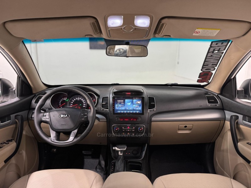 SORENTO 2.4 EX2 4X2 16V GASOLINA 4P AUTOMÁTICO - 2014 - ESTâNCIA VELHA