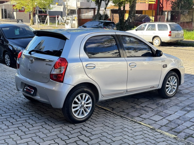 ETIOS 1.5 XLS 16V FLEX 4P MANUAL - 2013 - CAXIAS DO SUL
