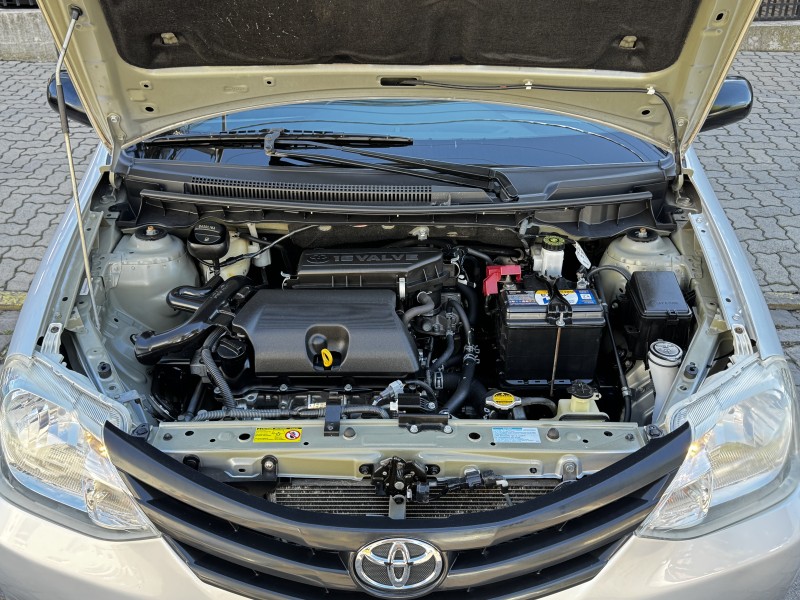 ETIOS 1.5 XLS 16V FLEX 4P MANUAL - 2013 - CAXIAS DO SUL