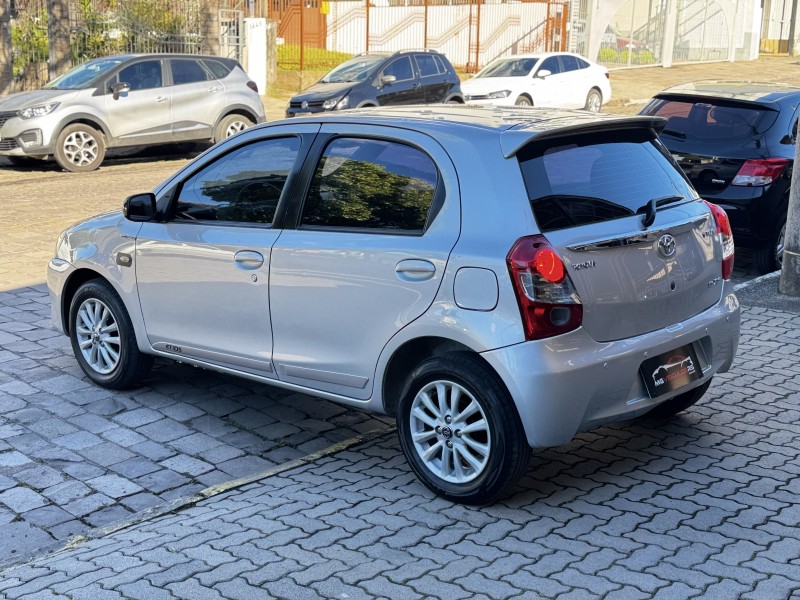 ETIOS 1.5 XLS 16V FLEX 4P MANUAL - 2013 - CAXIAS DO SUL