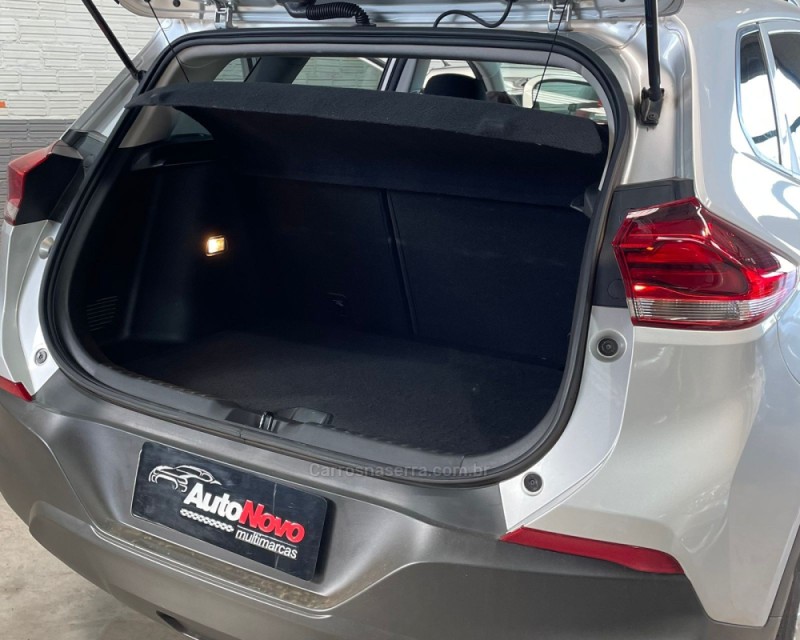TRACKER 1.0 12V TURBO FLEX 4P AUTOMÁTICO - 2021 - VACARIA
