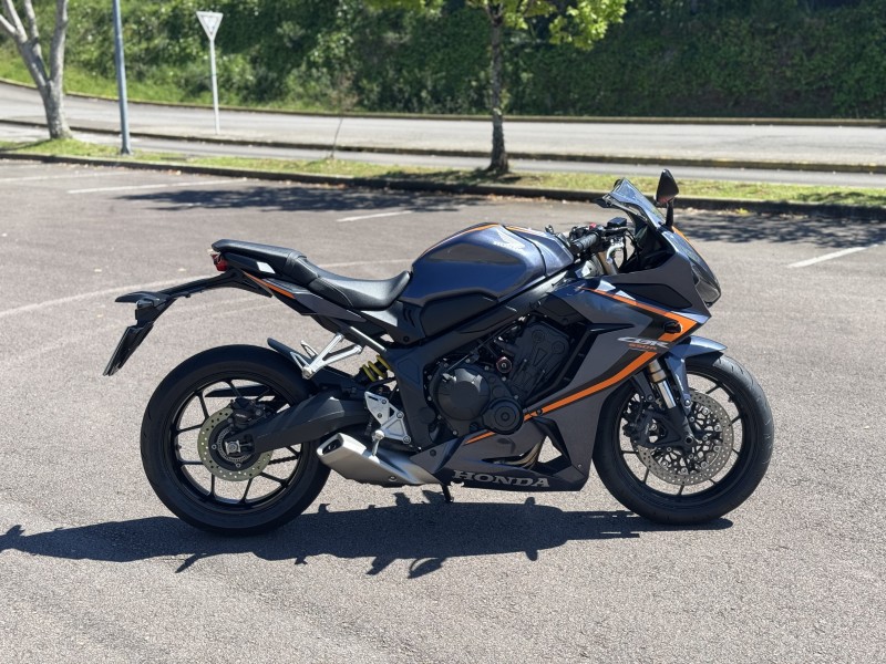 CBR 650R  - 2020 - BENTO GONçALVES