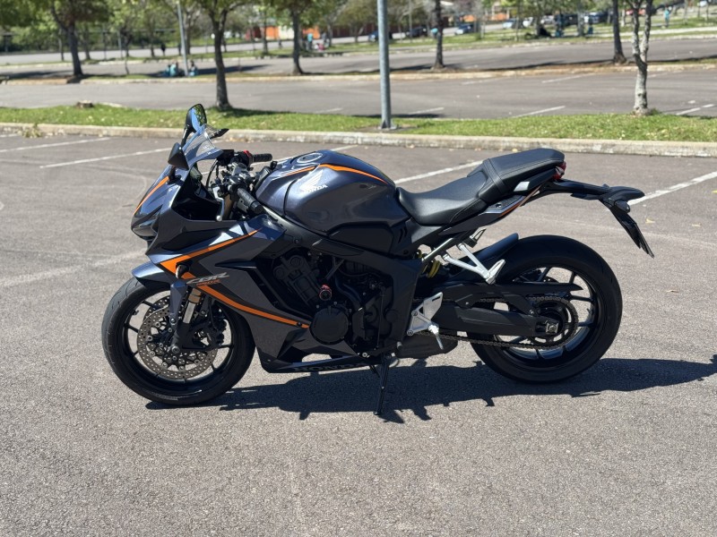 CBR 650R  - 2020 - BENTO GONçALVES